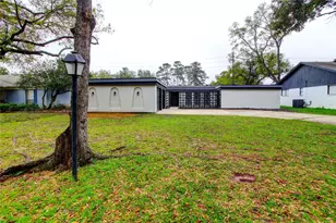 207 Shannondale Ln, Spring, TX 77388 - Photo 1