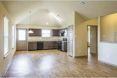 5750 Kyle Cove Drive, Katy, TX 77449 - Photo 5