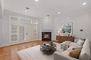 1007 Crocker St, Houston, TX 77019 - Photo 3
