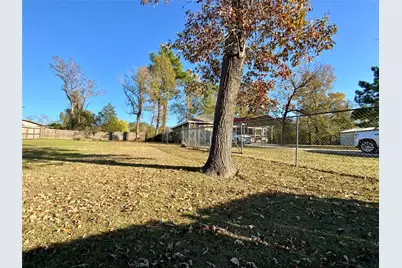 934 N Fm 356, Onalaska, TX 77360 - Photo 31