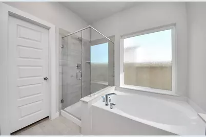 15015 Royal Leaf Drive, Cypress, TX 77429 - Photo 19