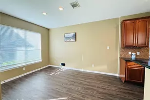 4442 Chestnut Cir, Friendswood, TX 77546 - Photo 11