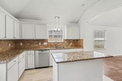 14021 Buckskin Drive, Willis, TX 77378 - Photo 7