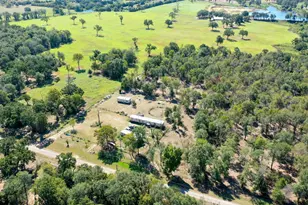 9486 Puddin Ln, Madisonville, TX 77864 - Photo 3