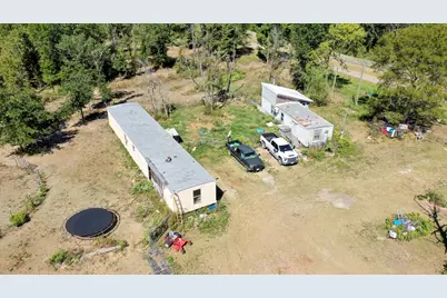 9486 Puddin Lane, Madisonville, TX 77864 - Photo 11