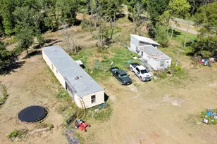 9486 Puddin Ln, Madisonville, TX 77864 - Photo 11