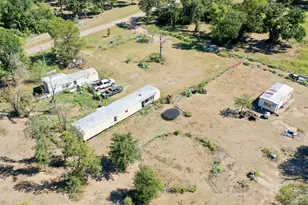 9486 Puddin Ln, Madisonville, TX 77864 - Photo 13