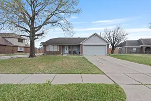 151 E Forest Ln, Houston, TX 77015 - Photo 3