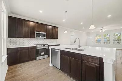 1906 Ashlee Court, Dickinson, TX 77539 - Photo 11