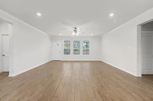 1906 Ashlee Ct, Dickinson, TX 77539 - Photo 13