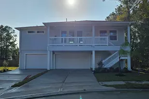 1906 Ashlee Ct, Dickinson, TX 77539 - Photo 1