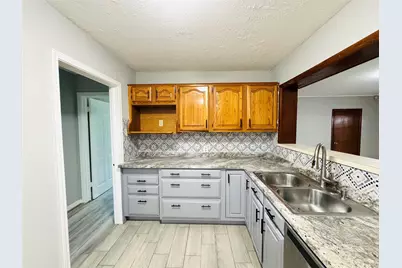 7905 Turquoise Lane, Houston, TX 77055 - Photo 9