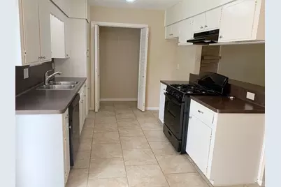 2334 Marble Falls Drive, Spring, TX 77373 - Photo 5