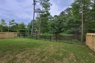801 Crystal River Rd, Conroe, TX 77316 - Photo 11