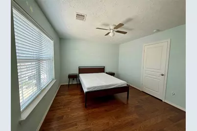 3410 Skyline Village Drive, Houston, TX 77057 - Photo 11