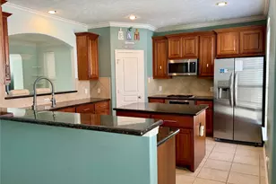 3410 Skyline Village Dr, Houston, TX 77057 - Photo 3