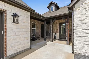 3333 Stoneleigh Rd, Bryan, TX 77808 - Photo 3