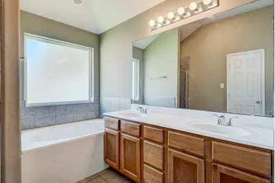 25206 Pepper Ridge Lane, Spring, TX 77373 - Photo 19