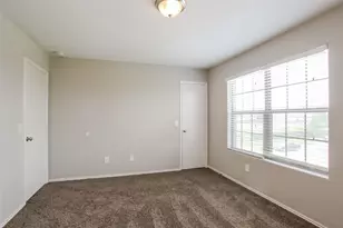 16406 Peyton Stone Cir, Houston, TX 77049 - Photo 7
