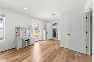 8800 Brae Acres Rd, Houston, TX 77074 - Photo 33