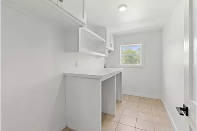 8800 Brae Acres Road, Houston, TX 77074 - Photo 27