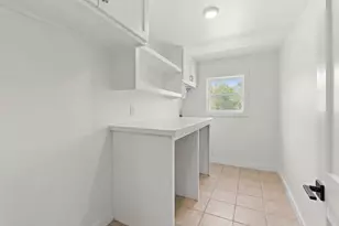 8800 Brae Acres Rd, Houston, TX 77074 - Photo 27