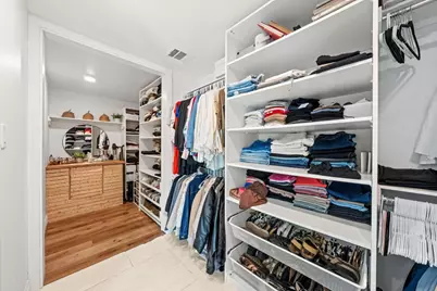 8800 Brae Acres Road, Houston, TX 77074 - Photo 25