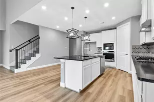 11211 Stirton Dr, Tomball, TX 77375 - Photo 13