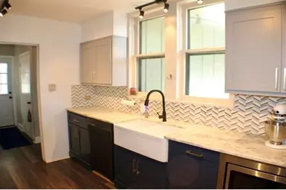 233 N 7th Street, Beaumont, TX 77702 - Photo 17