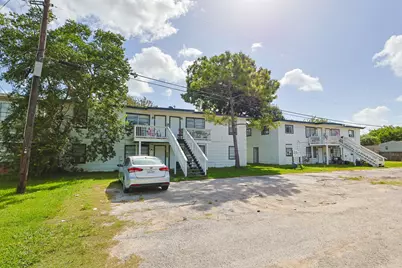 2312 & 2315 Avenue B #5, Dickinson, TX 77539 - Photo 5