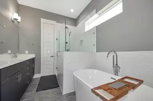 2114 Engelmohr St, Houston, TX 77054 - Photo 17
