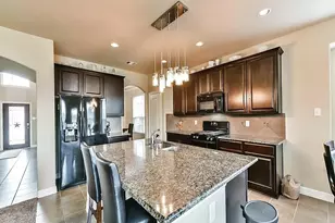 2575 Riverway Dr, Conroe, TX 77304 - Photo 11