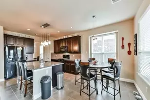2575 Riverway Dr, Conroe, TX 77304 - Photo 11