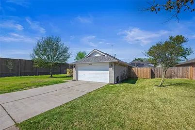 14914 Mauna Loa Lane, Houston, TX 77040 - Photo 3
