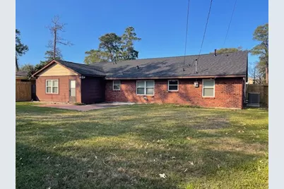 10055 Westview Drive, Houston, TX 77055 - Photo 17