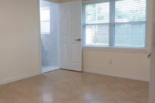 10055 Westview Dr, Houston, TX 77055 - Photo 9