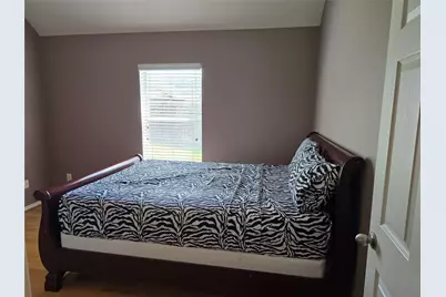 2414 Hidden Park Court, Richmond, TX 77469 - Photo 9