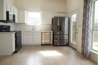 7916 Comal Street, Houston, TX 77051 - Photo 9