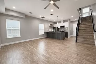 3923 Yale St, Houston, TX 77018 - Photo 3