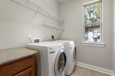 70 N Rocky Point Circle, The Woodlands, TX 77389 - Photo 13