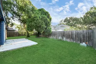 3611 Bee Bayou Ln, Sugar Land, TX 77479 - Photo 31