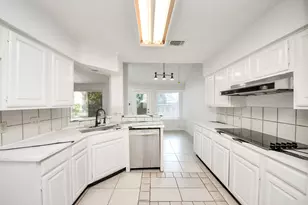3611 Bee Bayou Ln, Sugar Land, TX 77479 - Photo 13
