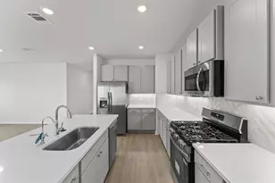 2657 Lake Bryan Dr, Dayton, TX 77535 - Photo 9