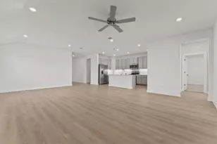 2657 Lake Bryan Dr, Dayton, TX 77535 - Photo 11