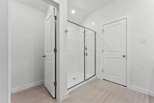 2657 Lake Bryan Dr, Dayton, TX 77535 - Photo 17