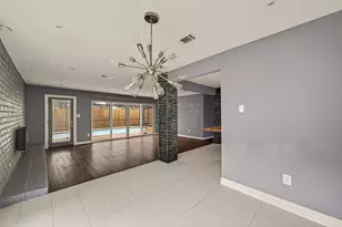 2130 Round Lake Dr, Houston, TX 77077 - Photo 13