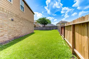 14927 Vinegrove Falls Ct, Cypress, TX 77433 - Photo 31