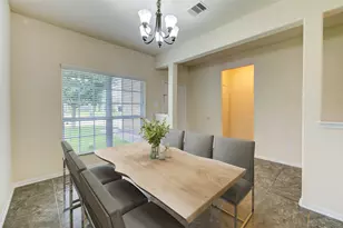 14927 Vinegrove Falls Ct, Cypress, TX 77433 - Photo 5