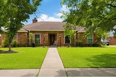 423 Woodvine Drive, El Lago, TX 77586 - Photo 1