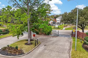 16014 Timber Run Dr, Houston, TX 77082 - Photo 3